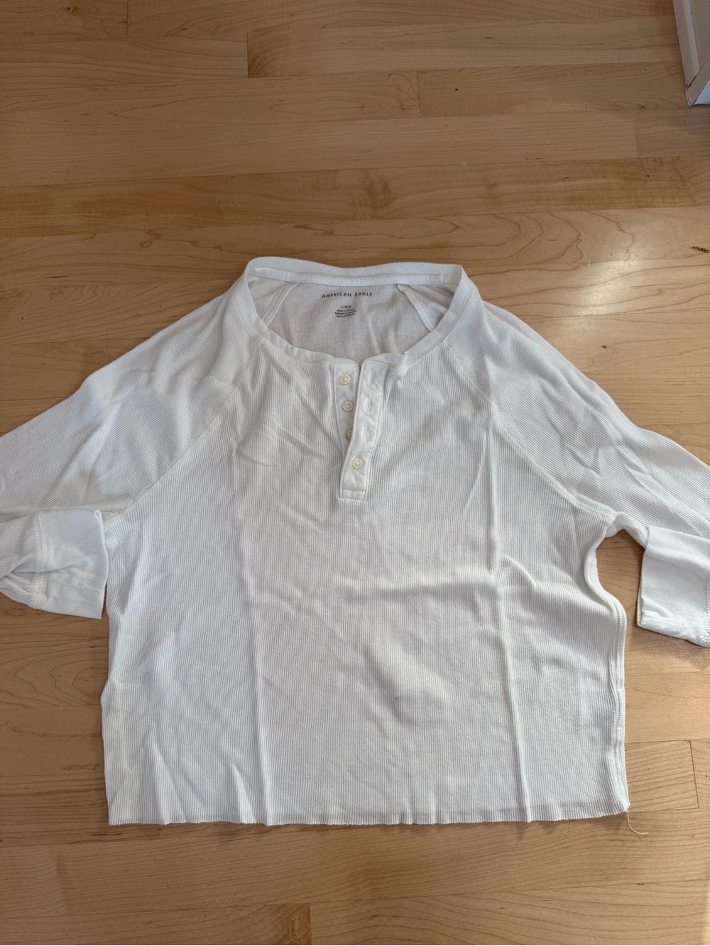 American Eagle Outfitters White Ribbed Henley Crop Tee